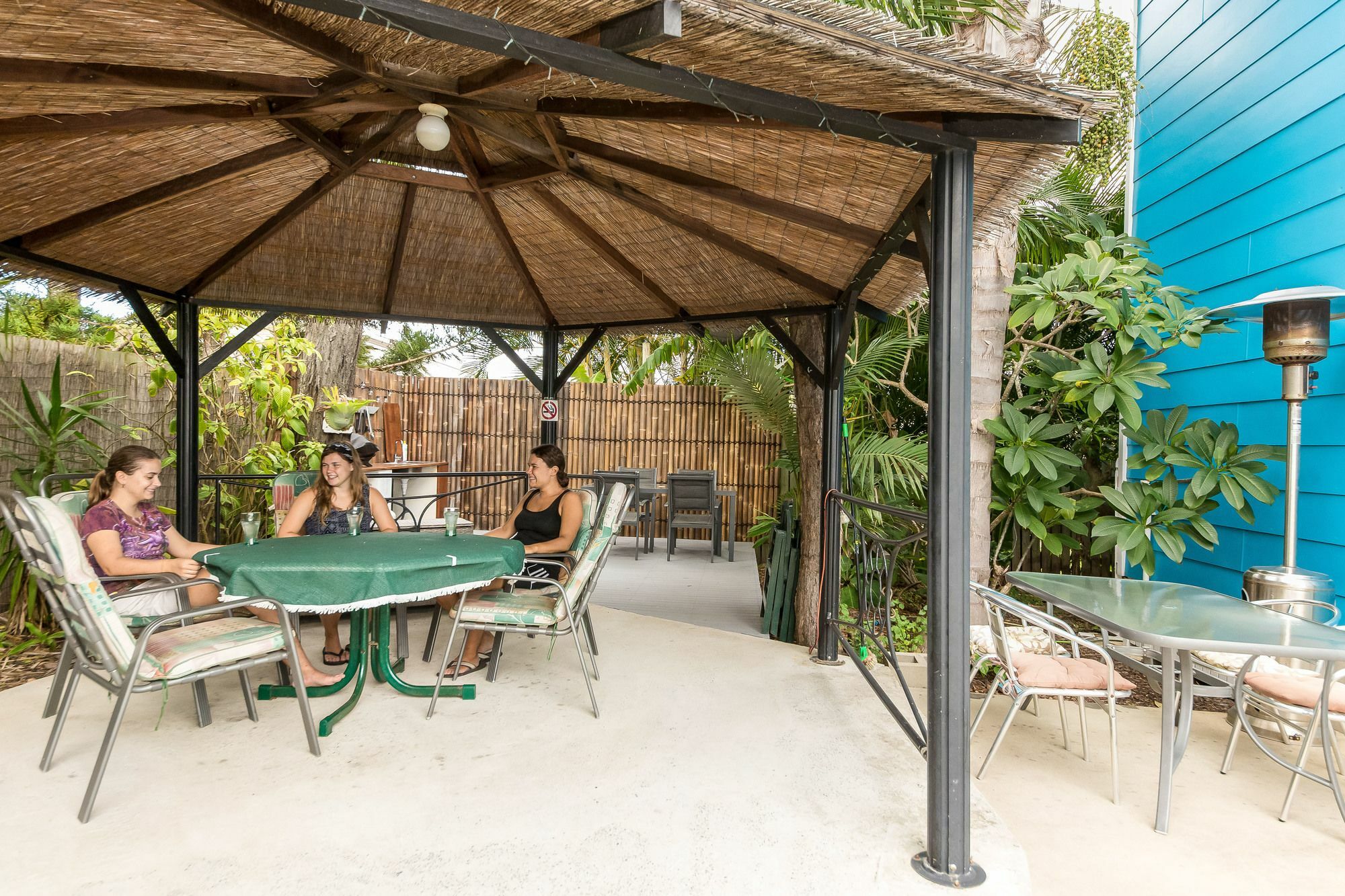 Coral Inn Boutique Resort Йепун Екстериор снимка